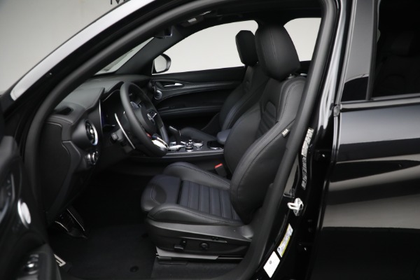 New 2024 Alfa Romeo Stelvio Quadrifoglio for sale $94,570 at Bentley Greenwich in Greenwich CT 06830 27