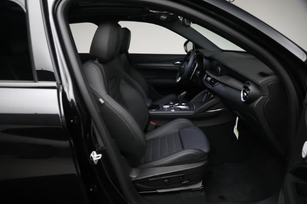 New 2024 Alfa Romeo Stelvio Quadrifoglio for sale $84,498 at Bentley Greenwich in Greenwich CT 06830 27
