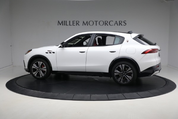 New 2025 Maserati Grecale Folgore for sale $99,900 at Bentley Greenwich in Greenwich CT 06830 10