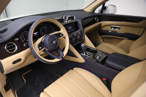New 2024 Bentley Bentayga Hybrid for sale Sold at Bentley Greenwich in Greenwich CT 06830 14