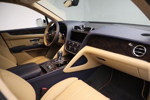 New 2024 Bentley Bentayga Hybrid for sale Sold at Bentley Greenwich in Greenwich CT 06830 20