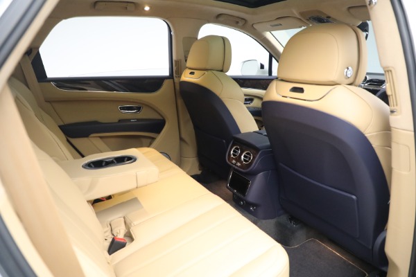 New 2024 Bentley Bentayga Hybrid for sale Sold at Bentley Greenwich in Greenwich CT 06830 24