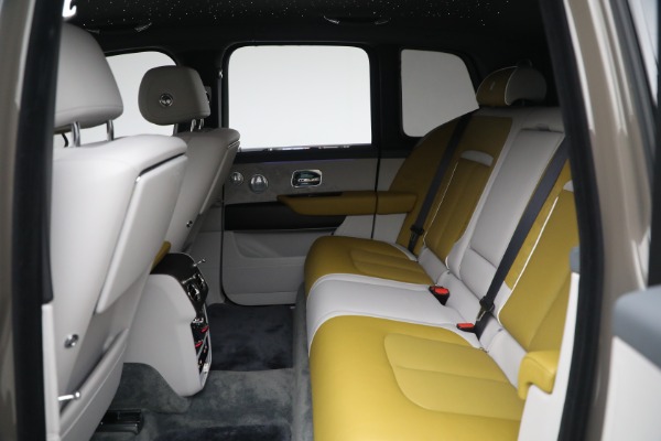 New 2025 Rolls-Royce Cullinan for sale $533,750 at Bentley Greenwich in Greenwich CT 06830 26