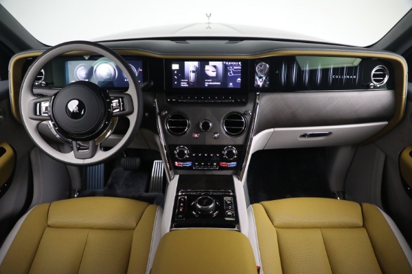 New 2025 Rolls-Royce Cullinan for sale $533,750 at Bentley Greenwich in Greenwich CT 06830 4