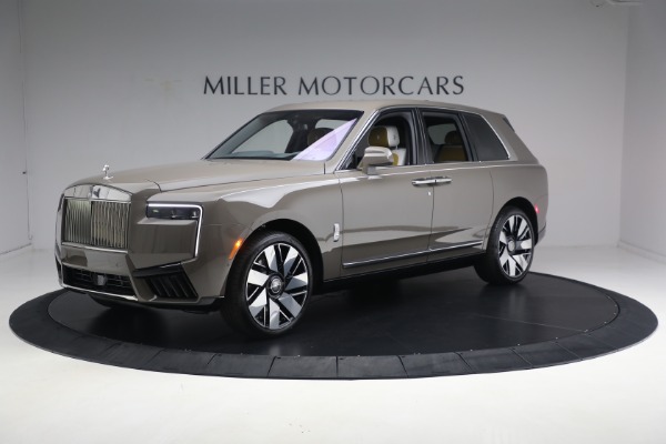 New 2019 Rolls-Royce Cullinan  | Greenwich, CT
