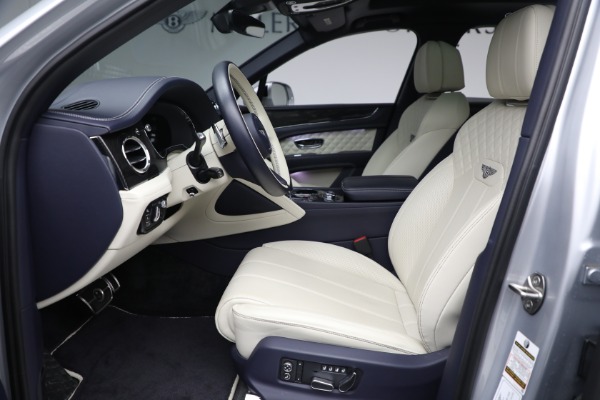 Used 2021 Bentley Bentayga V8 for sale Sold at Bentley Greenwich in Greenwich CT 06830 15