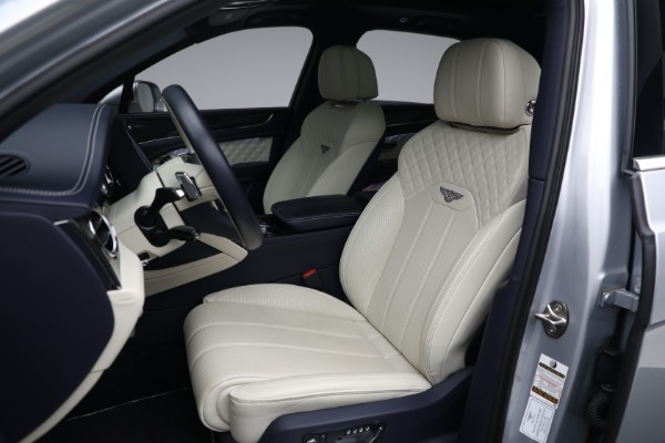 Used 2021 Bentley Bentayga V8 for sale Sold at Bentley Greenwich in Greenwich CT 06830 16