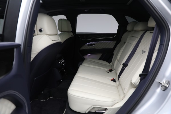 Used 2021 Bentley Bentayga V8 for sale Sold at Bentley Greenwich in Greenwich CT 06830 18