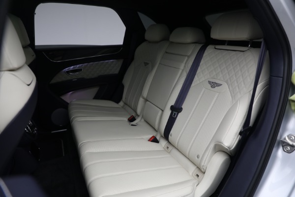 Used 2021 Bentley Bentayga V8 for sale Sold at Bentley Greenwich in Greenwich CT 06830 19