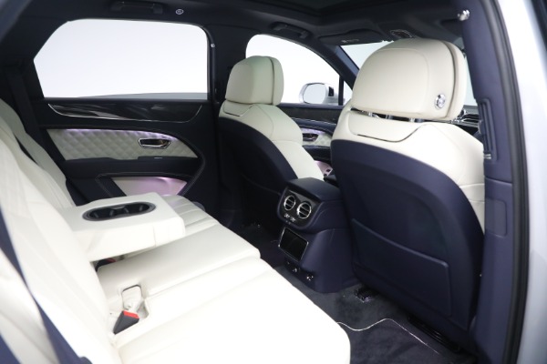 Used 2021 Bentley Bentayga V8 for sale Sold at Bentley Greenwich in Greenwich CT 06830 24