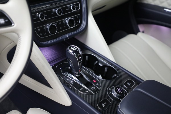 Used 2021 Bentley Bentayga V8 for sale Sold at Bentley Greenwich in Greenwich CT 06830 28