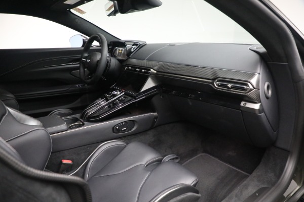 New 2025 Aston Martin Vantage for sale Sold at Bentley Greenwich in Greenwich CT 06830 23