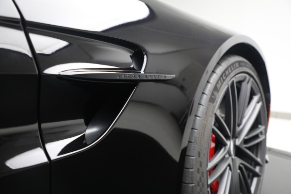 New 2025 Aston Martin Vantage for sale $235,300 at Bentley Greenwich in Greenwich CT 06830 25