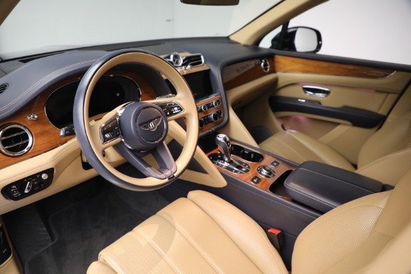 Used 2021 Bentley Bentayga V8 for sale Sold at Bentley Greenwich in Greenwich CT 06830 15