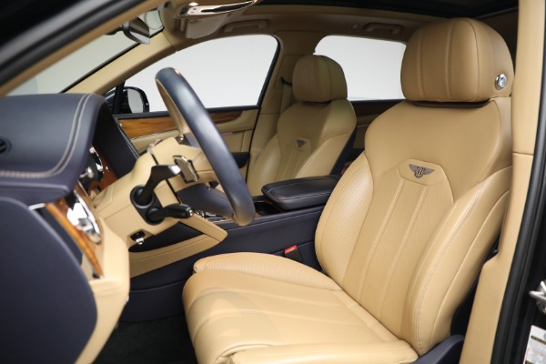 Used 2021 Bentley Bentayga V8 for sale Sold at Bentley Greenwich in Greenwich CT 06830 17