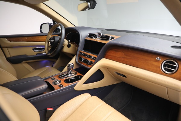 Used 2021 Bentley Bentayga V8 for sale Sold at Bentley Greenwich in Greenwich CT 06830 20