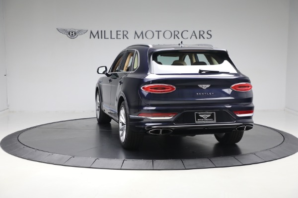 Used 2021 Bentley Bentayga V8 for sale Sold at Bentley Greenwich in Greenwich CT 06830 6