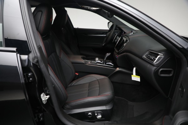 New 2024 Maserati Ghibli Modena Ultima Q4 for sale Sold at Bentley Greenwich in Greenwich CT 06830 26