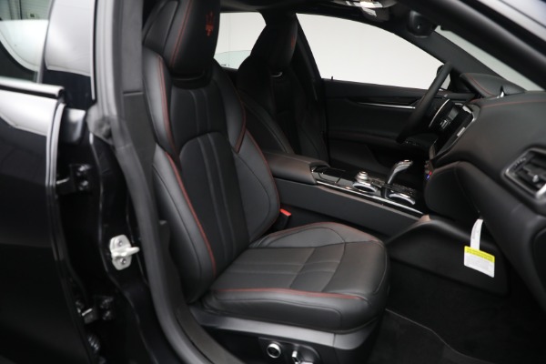 New 2024 Maserati Ghibli Modena Ultima Q4 for sale Sold at Bentley Greenwich in Greenwich CT 06830 28