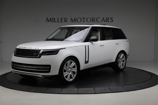Used 2023 Land Rover Range Rover P530 SE for sale Sold at Bentley Greenwich in Greenwich CT 06830 2