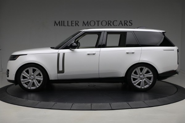 Used 2023 Land Rover Range Rover P530 SE for sale Sold at Bentley Greenwich in Greenwich CT 06830 3