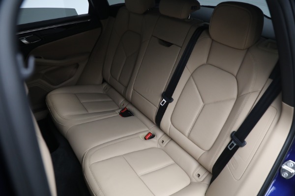 Used 2023 Porsche Macan S for sale Sold at Bentley Greenwich in Greenwich CT 06830 18