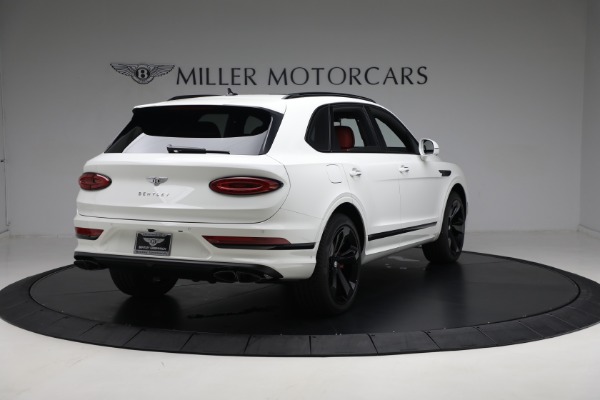 New 2025 Bentley Bentayga V8 for sale $267,820 at Bentley Greenwich in Greenwich CT 06830 7