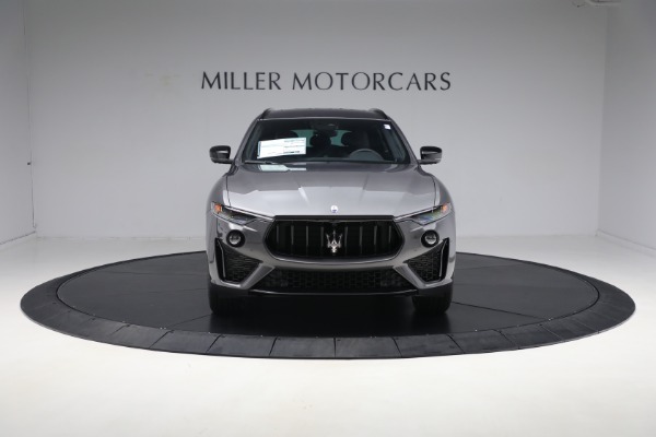 New 2024 Maserati Levante Modena Ultima for sale $97,855 at Bentley Greenwich in Greenwich CT 06830 28
