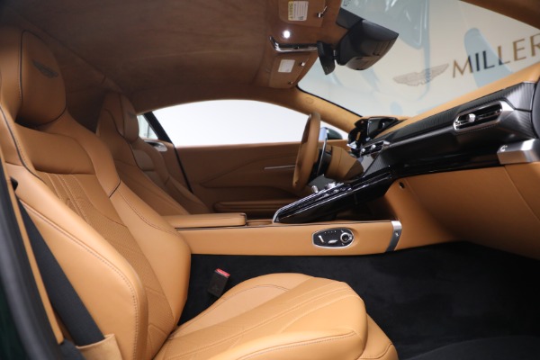 New 2025 Aston Martin Vantage for sale Sold at Bentley Greenwich in Greenwich CT 06830 22