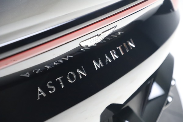 New 2025 Aston Martin Vantage for sale Call for price at Bentley Greenwich in Greenwich CT 06830 19