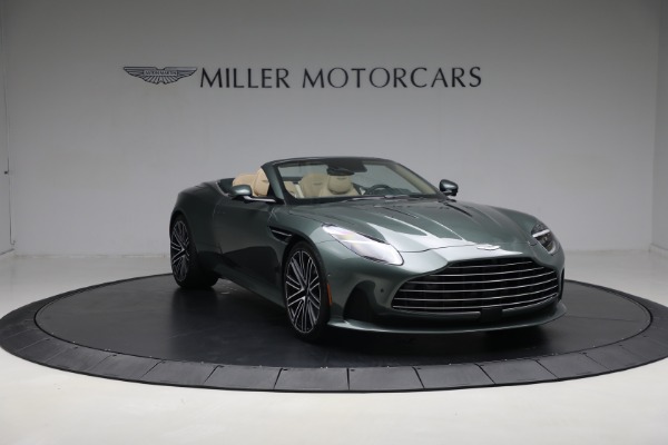 New 2025 Aston Martin DB12 Volante for sale $350,600 at Bentley Greenwich in Greenwich CT 06830 10