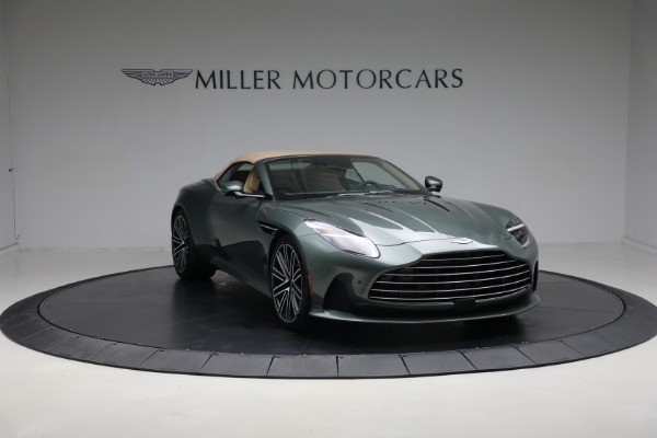 New 2025 Aston Martin DB12 Volante for sale $350,600 at Bentley Greenwich in Greenwich CT 06830 23