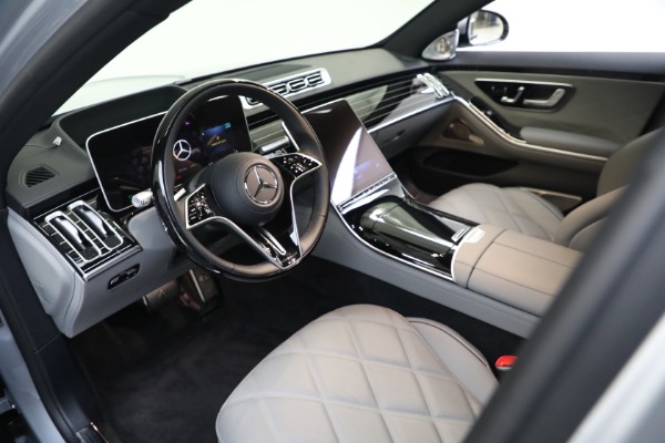 Used 2024 Mercedes-Benz S-Class Mercedes-Maybach S 580 4MATIC for sale Sold at Bentley Greenwich in Greenwich CT 06830 18