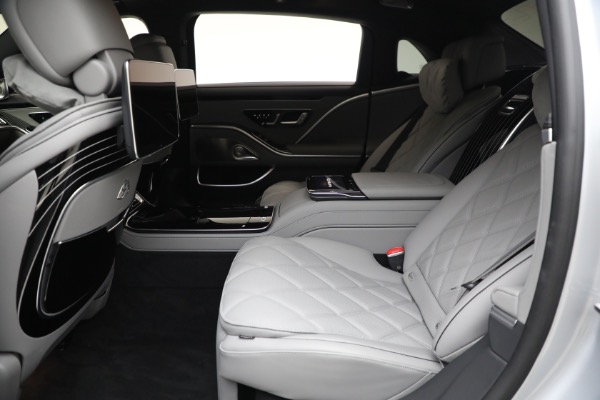 Used 2024 Mercedes-Benz S-Class Mercedes-Maybach S 580 4MATIC for sale Sold at Bentley Greenwich in Greenwich CT 06830 20