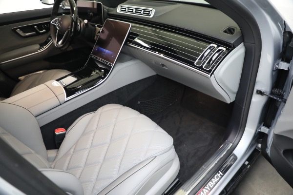Used 2024 Mercedes-Benz S-Class Mercedes-Maybach S 580 4MATIC for sale Sold at Bentley Greenwich in Greenwich CT 06830 23