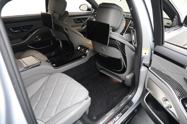 Used 2024 Mercedes-Benz S-Class Mercedes-Maybach S 580 4MATIC for sale Sold at Bentley Greenwich in Greenwich CT 06830 25
