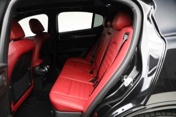 New 2025 Alfa Romeo Stelvio Veloce for sale $57,685 at Bentley Greenwich in Greenwich CT 06830 13