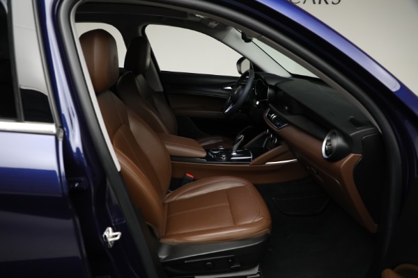 Used 2018 Alfa Romeo Stelvio for sale Sold at Bentley Greenwich in Greenwich CT 06830 11