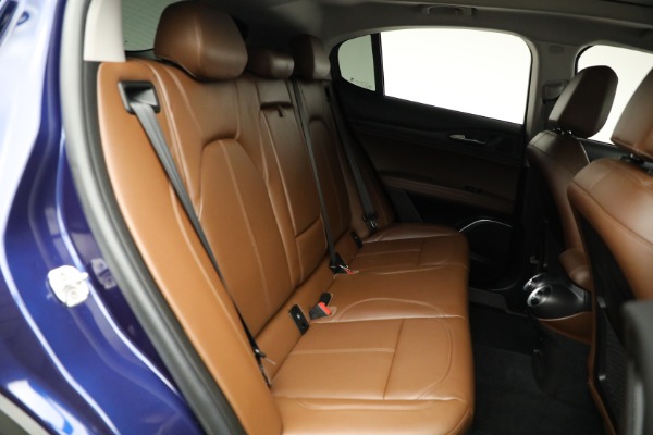 Used 2018 Alfa Romeo Stelvio for sale Sold at Bentley Greenwich in Greenwich CT 06830 16