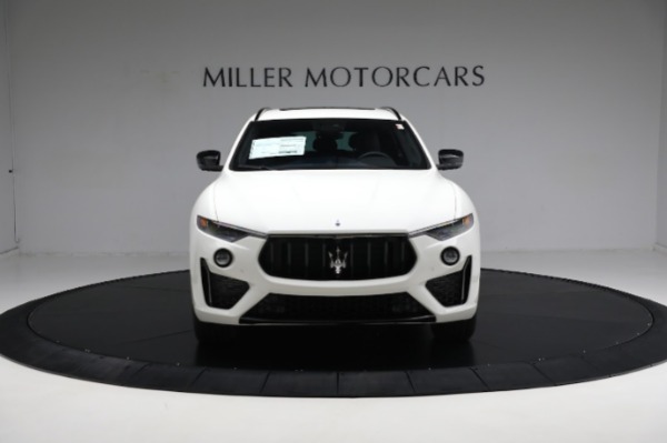 New 2024 Maserati Levante Modena Ultima for sale $99,699 at Bentley Greenwich in Greenwich CT 06830 13