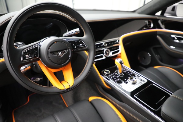 New 2025 Bentley Flying Spur Speed for sale $356,075 at Bentley Greenwich in Greenwich CT 06830 15