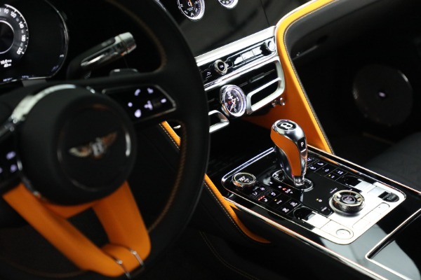 New 2025 Bentley Flying Spur Speed for sale $356,075 at Bentley Greenwich in Greenwich CT 06830 27