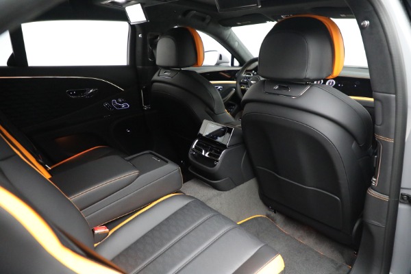 New 2025 Bentley Flying Spur Speed for sale $356,075 at Bentley Greenwich in Greenwich CT 06830 28