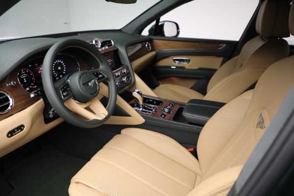 New 2025 Bentley Bentayga V8 for sale $249,525 at Bentley Greenwich in Greenwich CT 06830 16