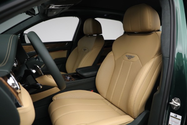 New 2025 Bentley Bentayga V8 for sale $249,525 at Bentley Greenwich in Greenwich CT 06830 18