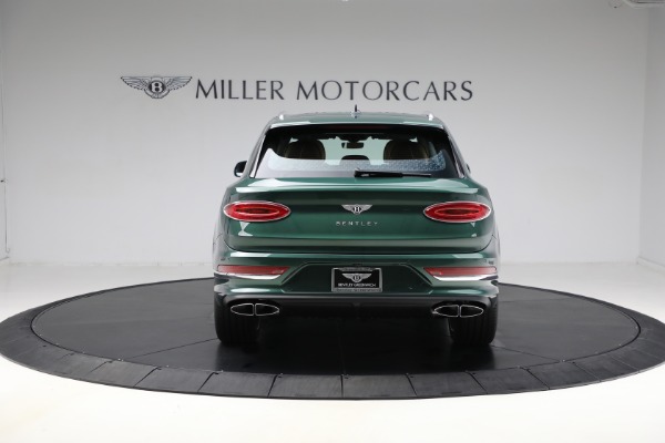 New 2025 Bentley Bentayga V8 for sale $249,525 at Bentley Greenwich in Greenwich CT 06830 6