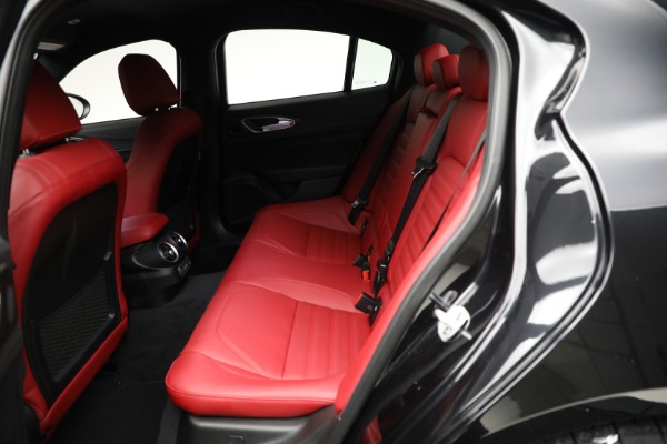 New 2024 Alfa Romeo Giulia Quadrifoglio Carbon for sale $81,632 at Bentley Greenwich in Greenwich CT 06830 14