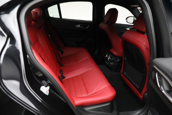 New 2024 Alfa Romeo Giulia Quadrifoglio Carbon for sale $81,632 at Bentley Greenwich in Greenwich CT 06830 16