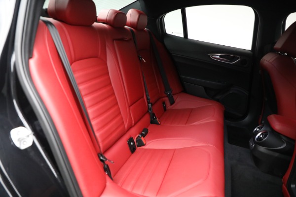 New 2024 Alfa Romeo Giulia Quadrifoglio Carbon for sale $81,632 at Bentley Greenwich in Greenwich CT 06830 17