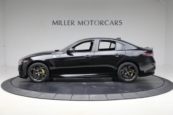 New 2024 Alfa Romeo Giulia Quadrifoglio Carbon for sale $81,632 at Bentley Greenwich in Greenwich CT 06830 2